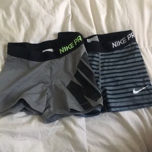 Bundle 2 Nike Pro shorts